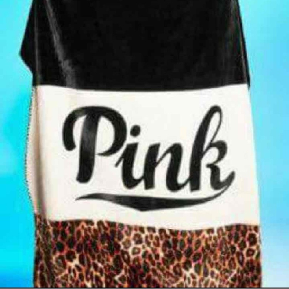 VS Pink color block leopard Sherpa new